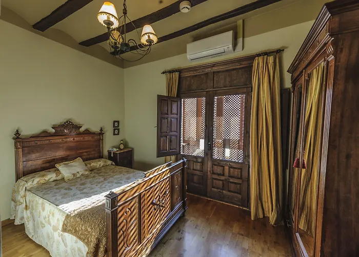 Hotel Los Leones - Adults Only